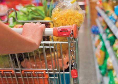 Procon constata diferenças de 185,31% nos preços de alimentos