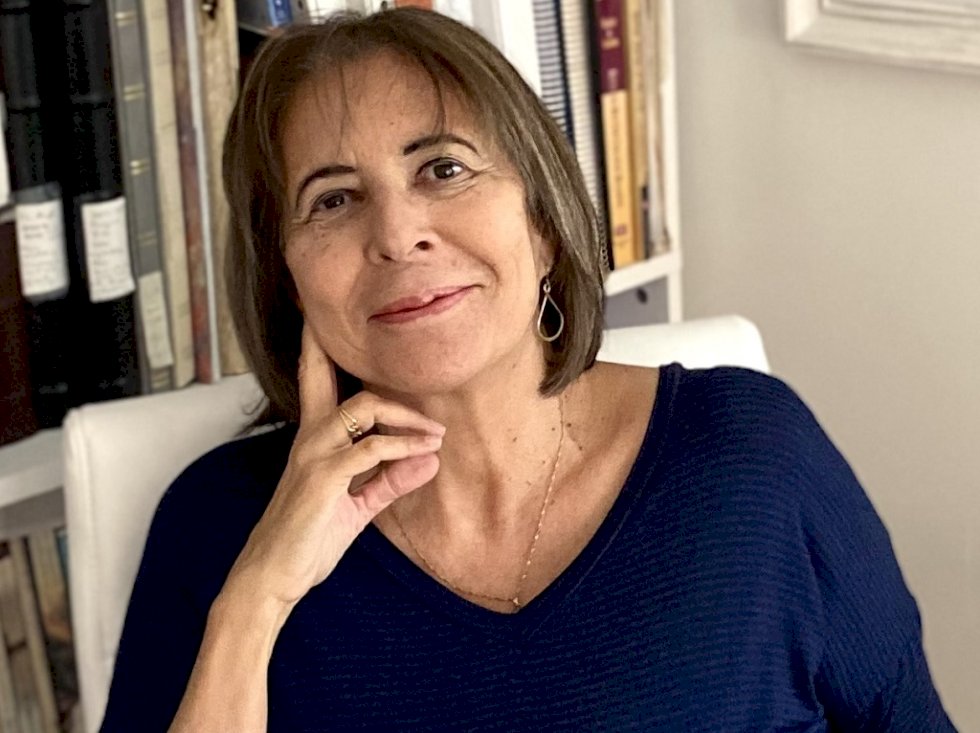 Escritora brasileira radicada nos EUA escolhe MS para lançamento de livro