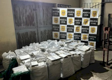 Polícia vai atrás de PM desaparecido e encontra 1 tonelada de cocaína no Guarujá