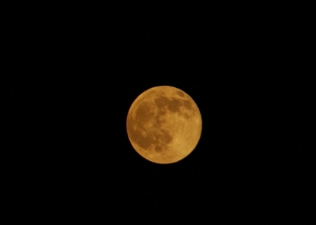Segunda superlua do ano poderá ser vista no Brasil por 3 dias