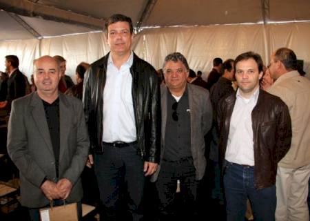 Prefeito participa do lançamento da pedra fundamental da usina Adecoagro