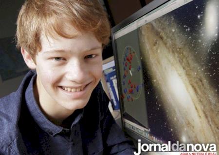 Jovem de 15 anos é co-autor de pesquisa publicada na revista 'Nature'