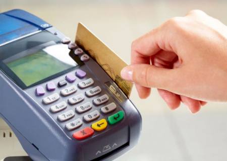 Cartão de débito pré-pago não compensa, diz estudo