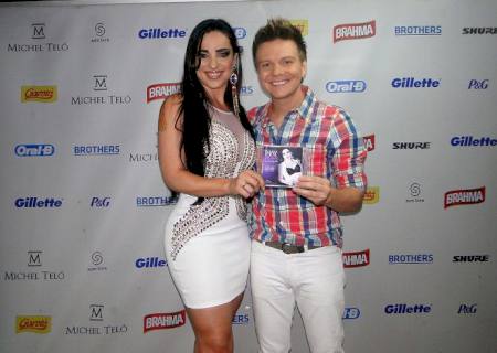 DJ homenageia cantor sertanejo com versão tribal de seu hit