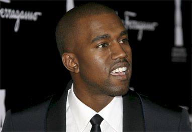 Kanye West expulsa fã de seu show