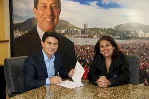 Graça Music assina contrato com Wander Damasceno