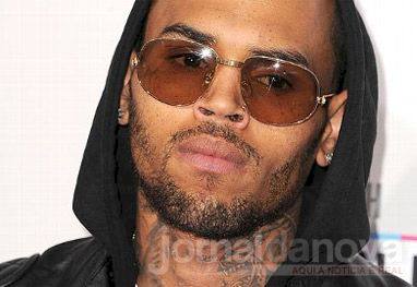 Chris Brown se envolve em outra confusão