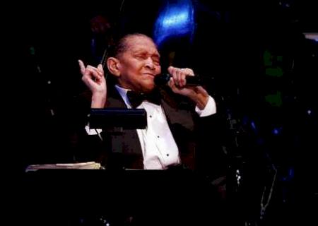 Jimmy Scott, cantor de jazz com voz de anjo, morre aos 88 anos