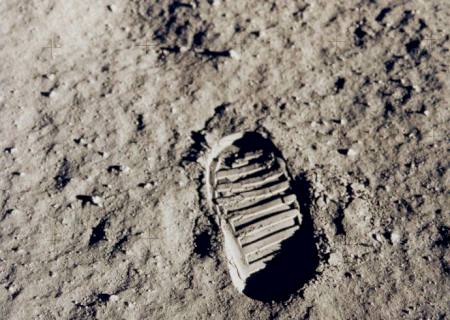 Homem caminhou pela 1ª vez na Lua há 45 anos