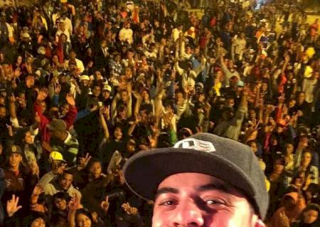 DJ é assassinado na porta de casa