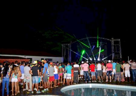 Neste sábado acontece em Batayporã o Baile do Hawai