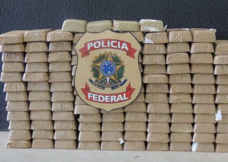 PF apreende 123 kg de cocaína que saiu de Ponta Porã em caminhão com soja