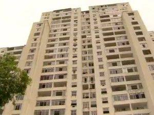 Justiça manda desocupar prédio de Eike