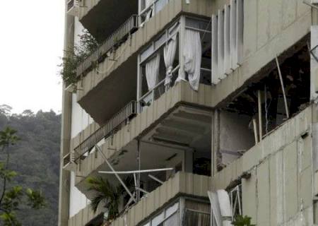 Explosão em prédio no Rio destrói apartamentos