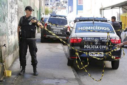 Tiroteio no Rio deixa 4 mortos e 5 feridos