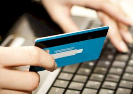 Quadrilha se passa por bancos para roubar senha