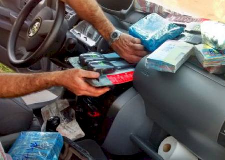 Eletrônicos são apreendidos em mocós de carro