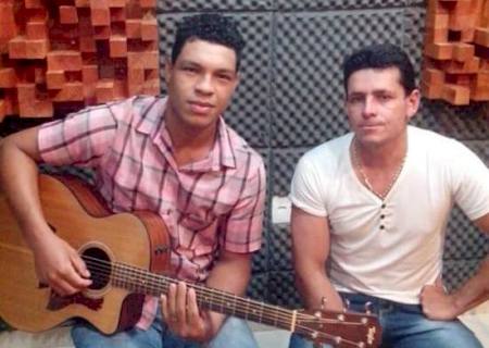 Dupla sertaneja de Nova Andradina Willian e Matheus grava clipe
