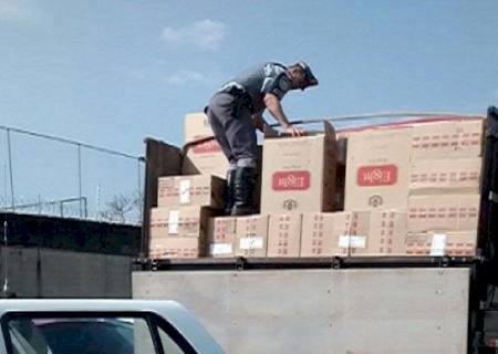 PMR apreende carga de cigarro em Prudente