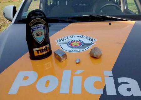 Mulher é presa com droga no sutiã em SP