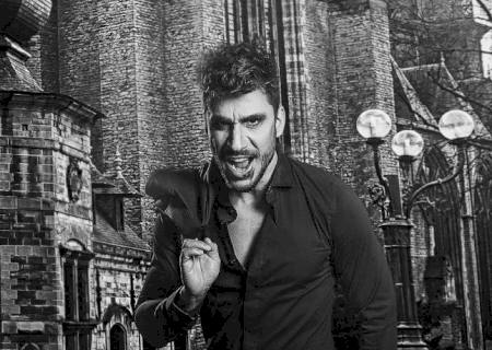 Ator Julio Rocha encarna ''Anjos e Demônios'' em ensaio de Halloween