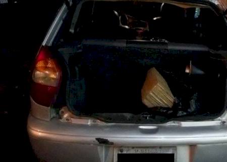 PMR apreende 200 kg de maconha em carro abandonado