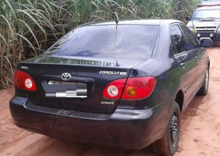 Homem é preso com carro roubado e R$ 31 mil