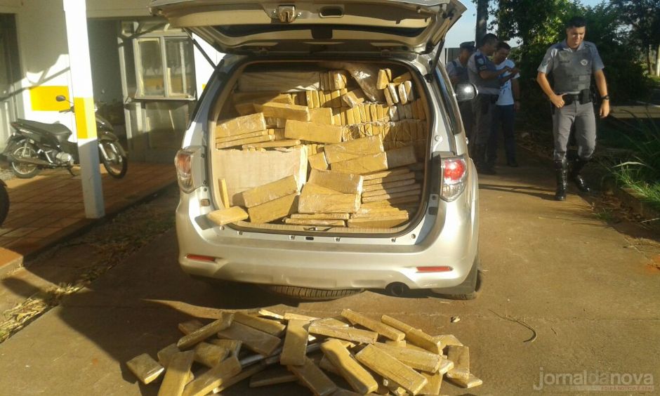 PMR apreende 1,7 ton de maconha em SW-4