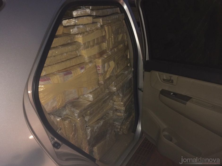 PMR apreende 1,7 ton de maconha em SW-4