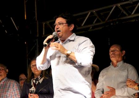 Prefeito de Anaurilândia inaugura, lança obras e apresenta veículos à população do Quebracho