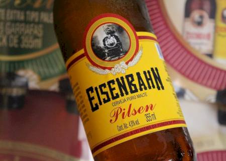 Cerveja long neck Eisenbahn por R$ 3,49 no Perobão 3