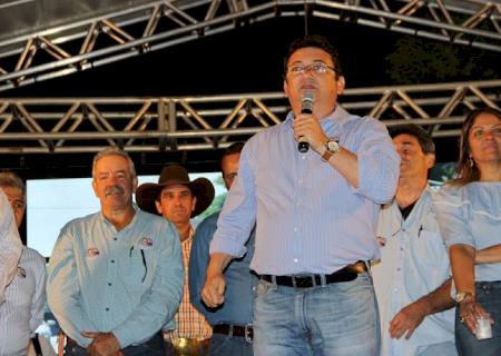 Com forte presença popular Vagner Guirado lança sua candidatura à reeleição em Anaurilândia