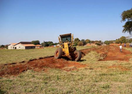 Prefeitura inicia obras de nova avenida no Quebracho
