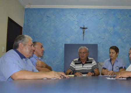 Comércio de CG vai contratar 2 mil temporários para o Natal