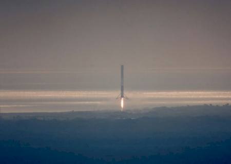 Foguete da SpaceX é lançado de plataforma histórica de missões à Lua