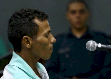 Homem é condenado a 16 anos de prisão por ajudar irmão a assassinar jovem