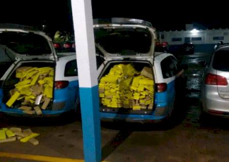 Dupla é presa na fronteira com mais de meia tonelada de maconha