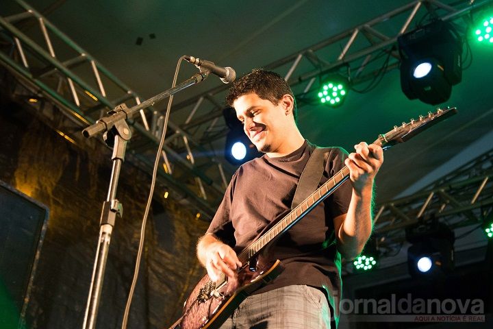 Banda All In mescla rock e música eletrônica para conquistar Nova Andradina e região