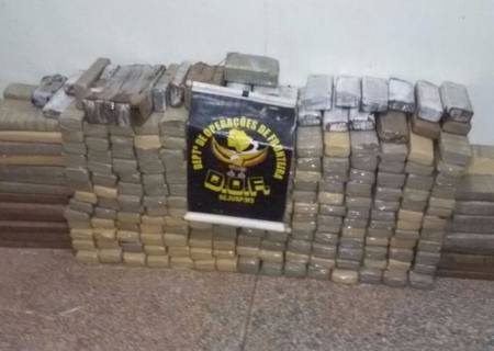 DOF flagra homem transportando 163 kg de maconha na MS-295