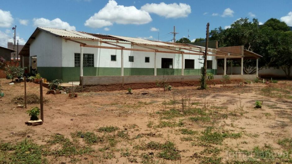 Após temporal, voluntários e Prefeitura se unem para reerguer velório de Casa Verde