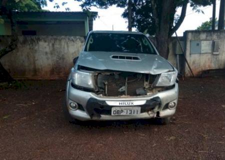 Após perseguição na fronteira, PM recupera Hilux roubada no MT