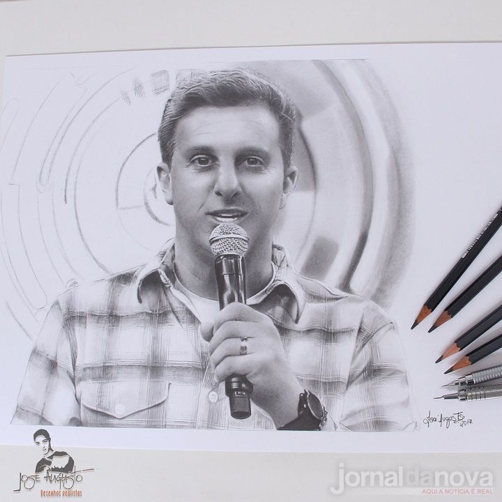 José Augusto desenhista realista retrata grandes artistas da TV