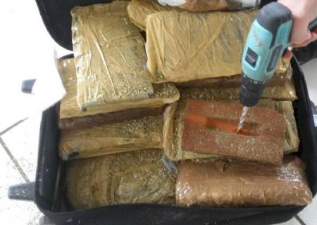 Traficantes da fronteira enganam mula do tráfico paulista com tijolos e erva de tereré