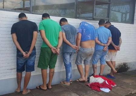 Membros do PCC presos no Paraguai são deportados para o Brasil