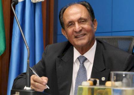 Na AL, deputado Zé Teixeira intercede por melhorias para Campo Grande