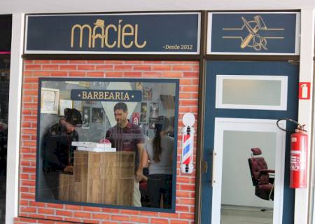 Maciel inaugura segunda barbearia em Nova Andradina