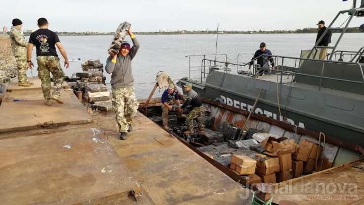Operação fluvial da Senad prende traficantes com carga de maconha