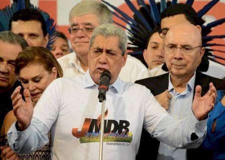 André é líder na intenção de votos em mais uma pesquisa na Capital