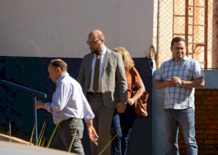 Deputados visitam André e MDB afirma que ele deve sair à tarde