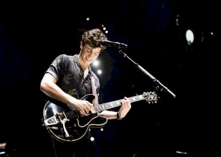 Shawn Mendes anuncia turnê internacional e decepciona fãs brasileiros